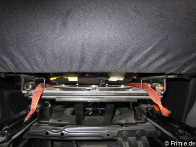 Drehsitz Gurt gerissen