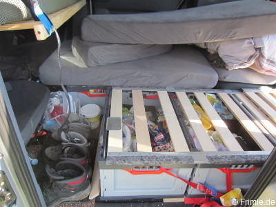 Fahrerseite Lattenrost hinten